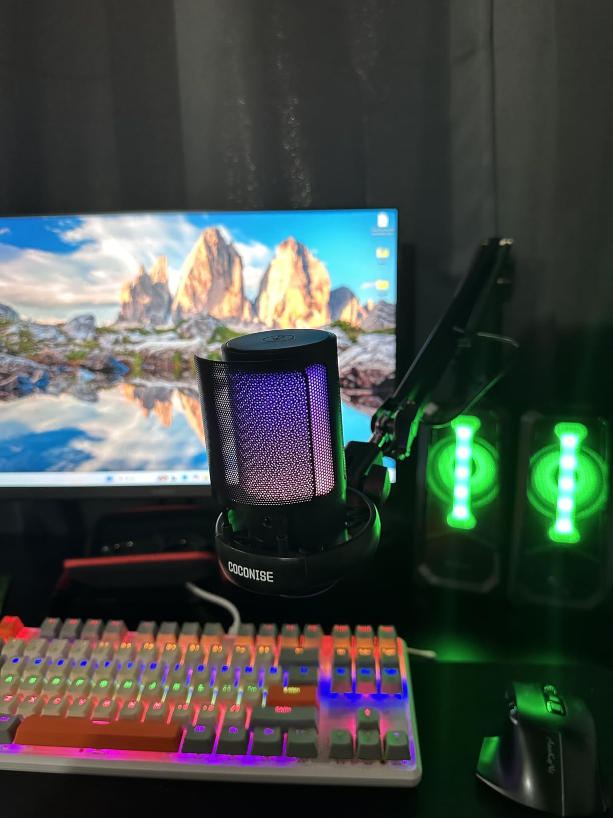 Ampd Audio Gaming USB Microphone With Boom Arm for PC